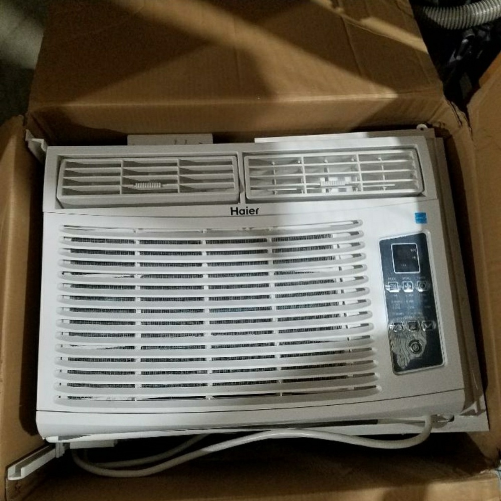 Window air conditioner